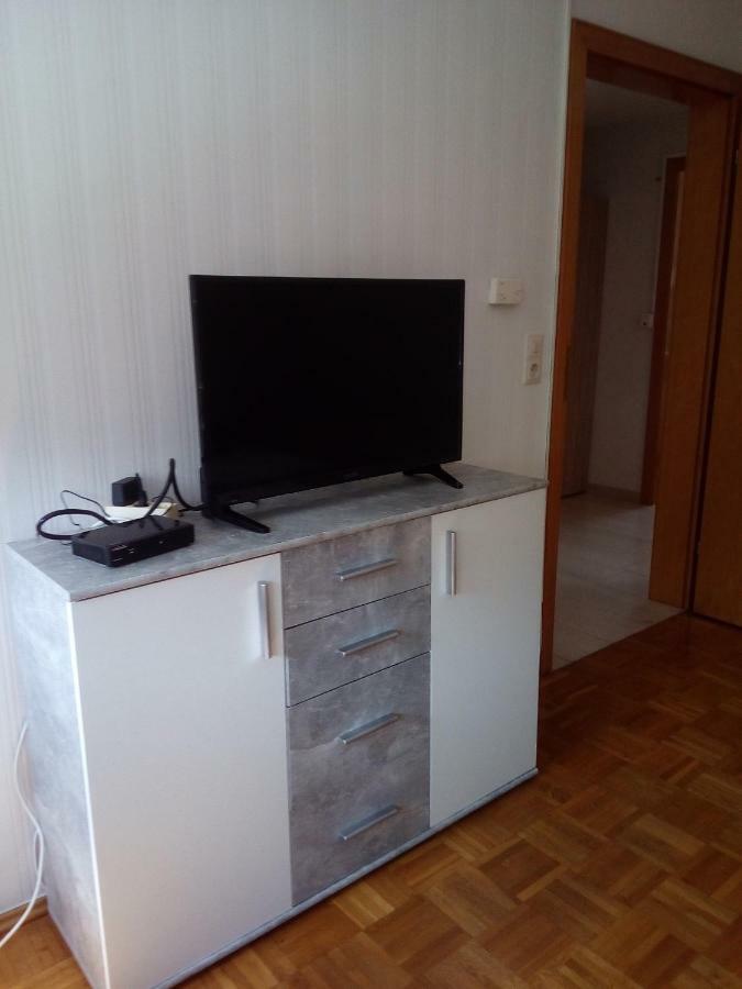 Apartment Niedersburger Eck, Wandern, Radfahren, Geniessen, Erholen *
